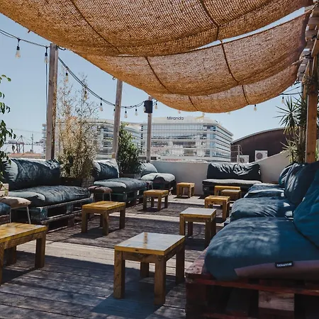 Lx Hostel *